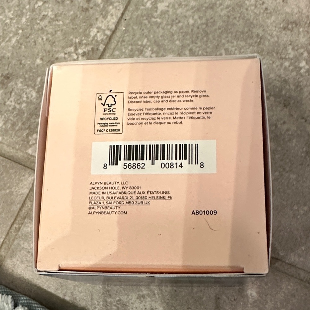 Alpyn Beauty Plant Genius Melt Moisturizer - Picture 5 of 5